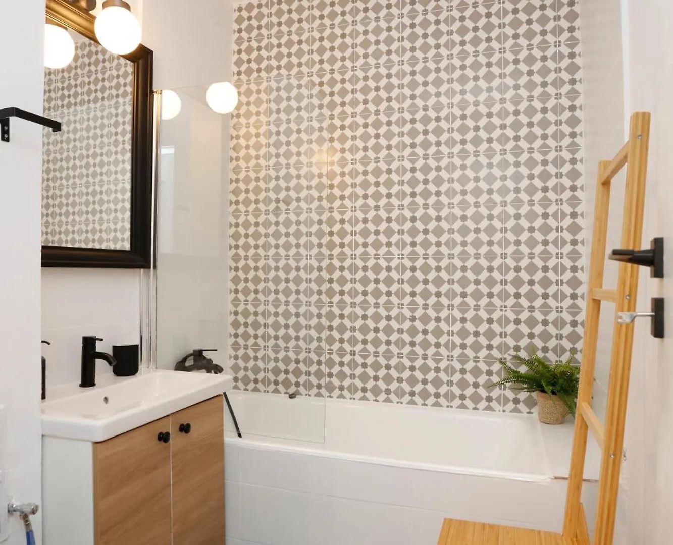 Retreat Concept Studio 부쿠레슈티