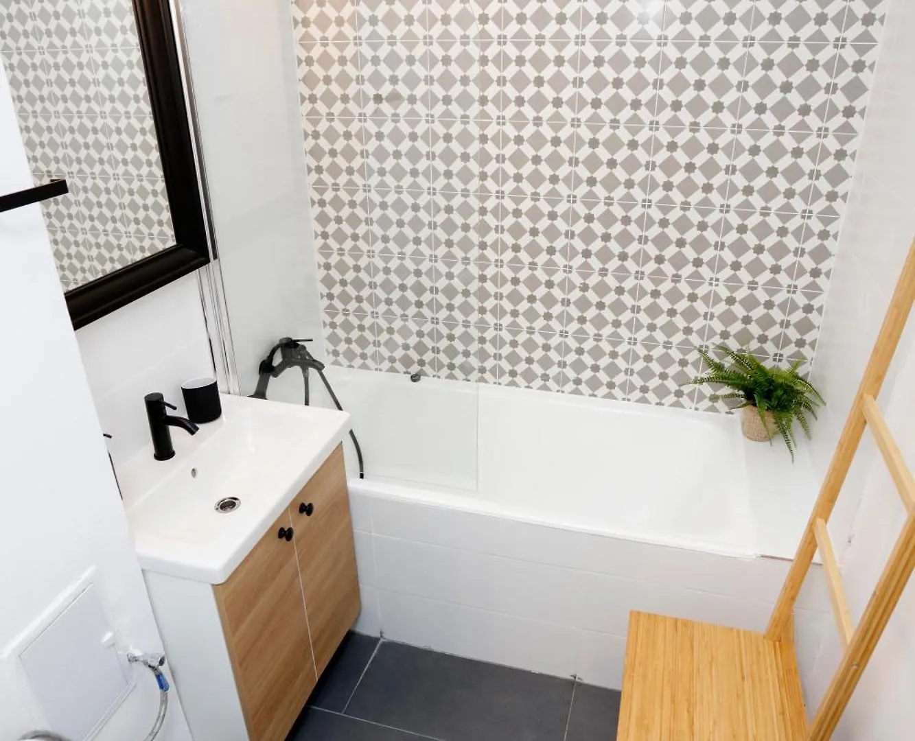 Apartment Retreat Concept Studio Bucharest